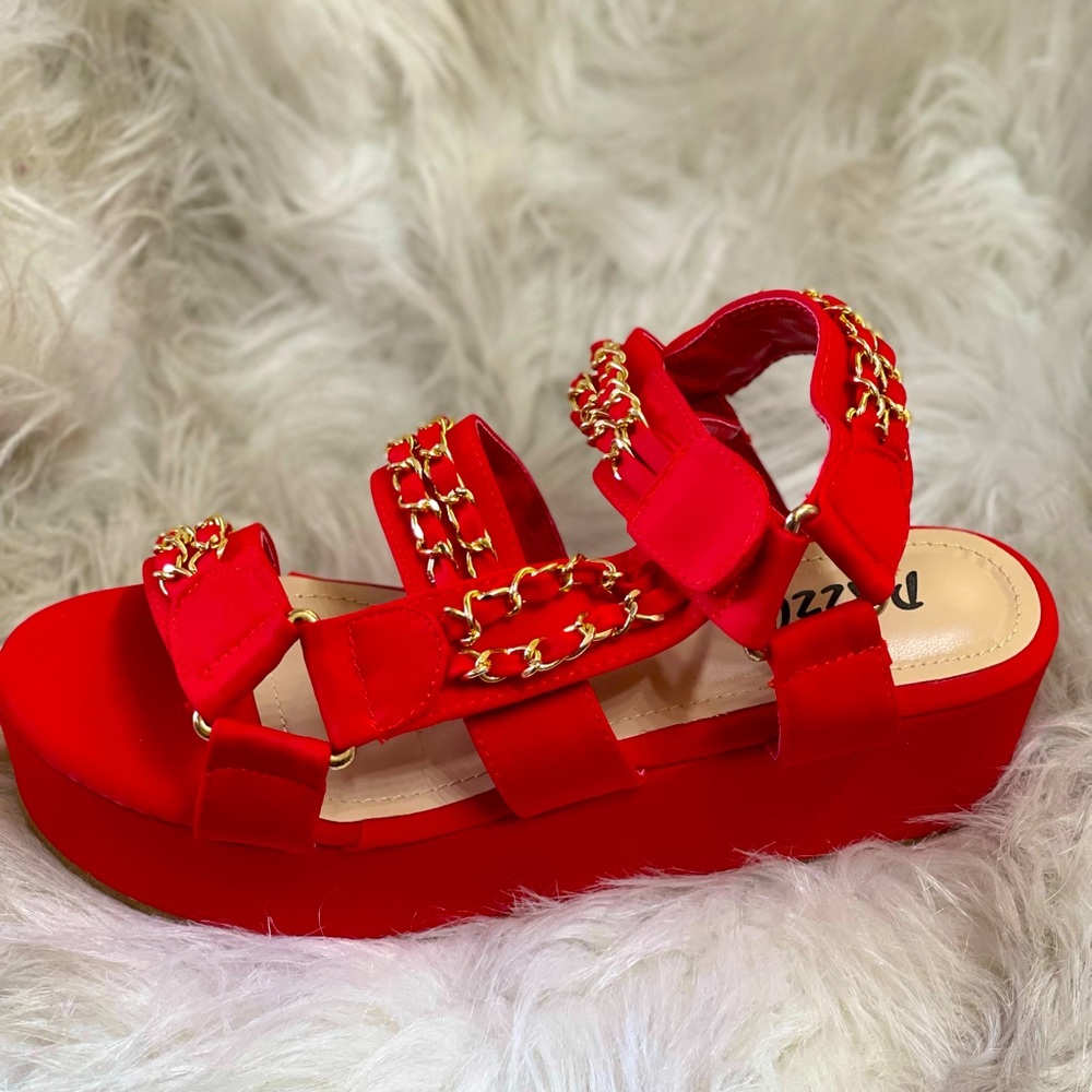 PLATFORM SANDAL